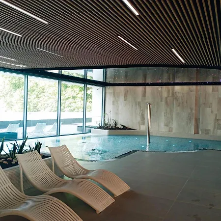 Wave Resort&spa - Gold Sea View 미엥지즈드로예